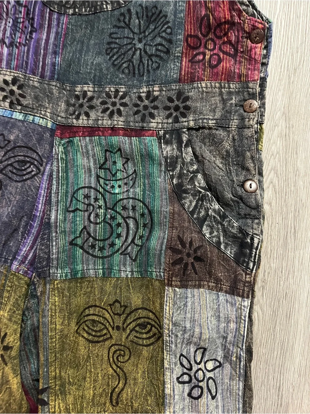 244–NWT Boho Patchwork Multi-Color Cotton Blend Overalls - Picture 3 of 6